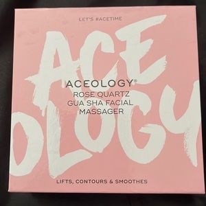 Aceology Rose Quartz facial massager